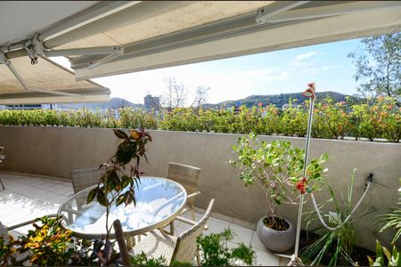 Apartamento à venda com 106m², 3 quartos e 2 vagasVista da Suíte