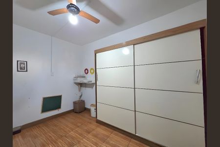 Casa à venda com 396m², 9 quartos e 2 vagasQuarto