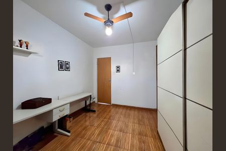 Casa à venda com 396m², 9 quartos e 2 vagasQuarto