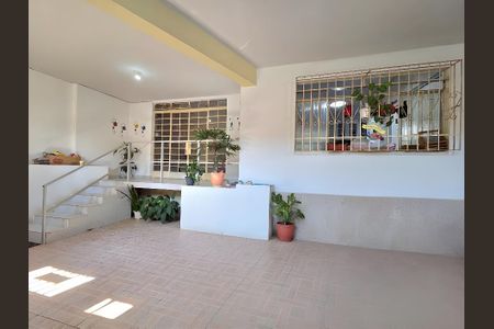 Casa à venda com 396m², 9 quartos e 2 vagasGaragem