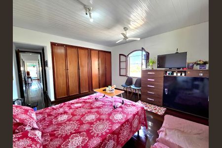 Casa à venda com 396m², 9 quartos e 2 vagasQuarto