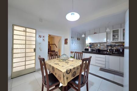 Casa à venda com 396m², 9 quartos e 2 vagasCozinha