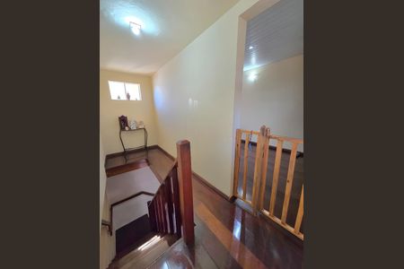 Casa à venda com 396m², 9 quartos e 2 vagasCorredor