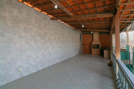 Casa à venda com 360m², 3 quartos e 4 vagasQuintal