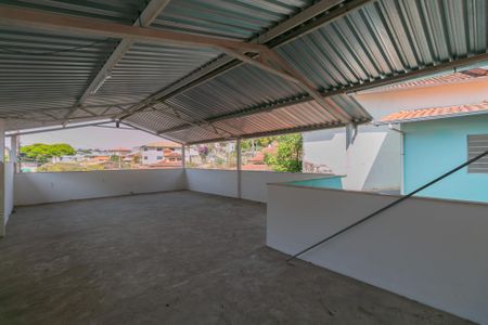 Casa à venda com 360m², 3 quartos e 4 vagasQuintal
