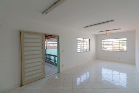 Casa à venda com 360m², 3 quartos e 4 vagasQuarto 2
