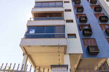Apartamento à venda com 155m², 3 quartos e 3 vagas Apartamento à venda com 155m², 3 quartos e 3 vagasFachada