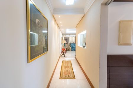 Apartamento à venda com 155m², 3 quartos e 3 vagas Apartamento à venda com 155m², 3 quartos e 3 vagasCorredor