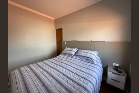 Casa à venda com 130m², 3 quartos e 2 vagasSuíte 2