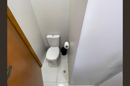 Casa à venda com 130m², 3 quartos e 2 vagasBanheiro da Suíte