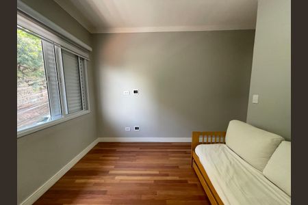 Casa à venda com 130m², 3 quartos e 2 vagasSuíte