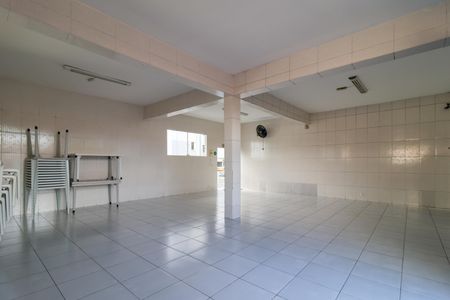 Apartamento à venda com 56m², 3 quartos e 1 vaga Apartamento à venda com 56m², 3 quartos e 1 vagaÁrea comum - Salão de festas