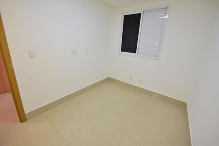 Apartamento para alugar com 66m², 2 quartos e 1 vaga Apartamento para alugar com 66m², 2 quartos e 1 vagaQuarto