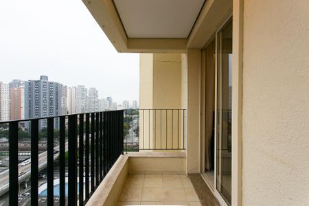 Apartamento à venda com 94m², 3 quartos e 2 vagasVaranda