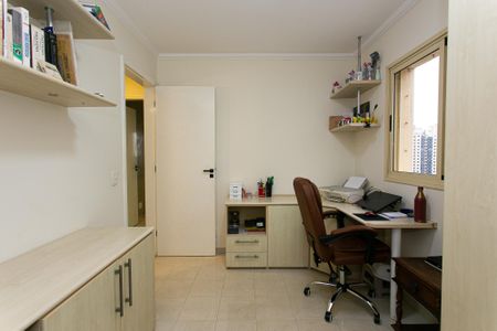 Apartamento à venda com 94m², 3 quartos e 2 vagasQuarto 1