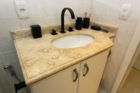 Apartamento à venda com 94m², 3 quartos e 2 vagasBanheiro da Suíte