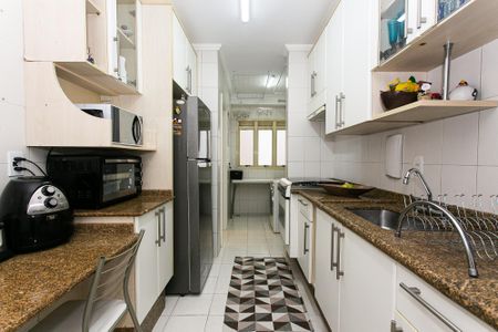 Apartamento à venda com 94m², 3 quartos e 2 vagasCozinha