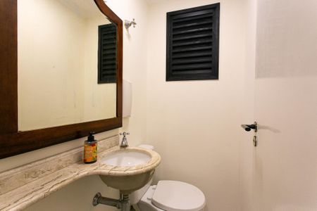 Apartamento à venda com 94m², 3 quartos e 2 vagasLavabo