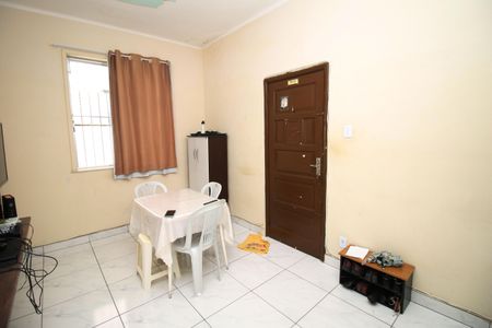 Sala de apartamento à venda com 2 quartos, 80m² em Penha, Rio de Janeiro