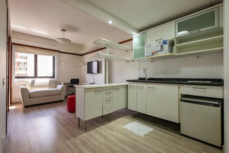 Apartamento para alugar com 32m², 1 quarto e 1 vaga Apartamento para alugar com 32m², 1 quarto e 1 vagaSala/Cozinha