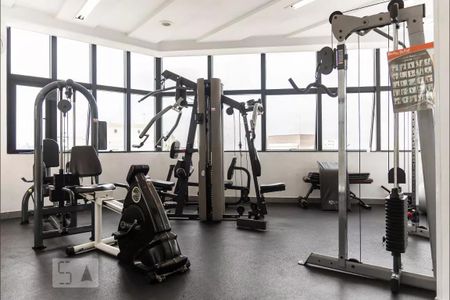 Apartamento para alugar com 32m², 1 quarto e 1 vaga Apartamento para alugar com 32m², 1 quarto e 1 vagaAcademia