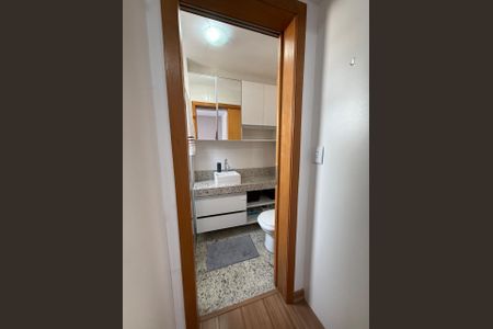 Apartamento à venda com 90m², 4 quartos e 3 vagasBanheiro da Suíte