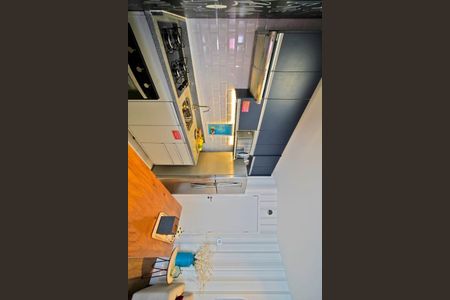 Apartamento à venda com 43m², 2 quartos e 1 vagaFoto 02