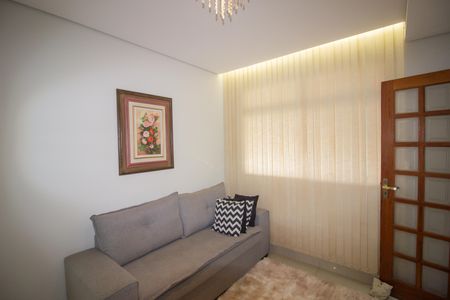 Casa à venda com 400m², 7 quartos e 4 vagas Casa à venda com 400m², 7 quartos e 4 vagasSala - Casa 1