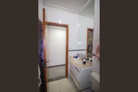 Casa à venda com 400m², 7 quartos e 4 vagas Casa à venda com 400m², 7 quartos e 4 vagasBanheiro Social - Casa 3