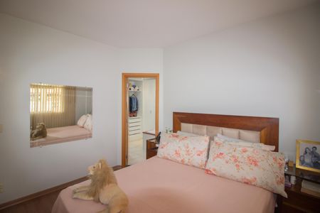 Casa à venda com 400m², 7 quartos e 4 vagas Casa à venda com 400m², 7 quartos e 4 vagasQuarto Suíte - Casa 1