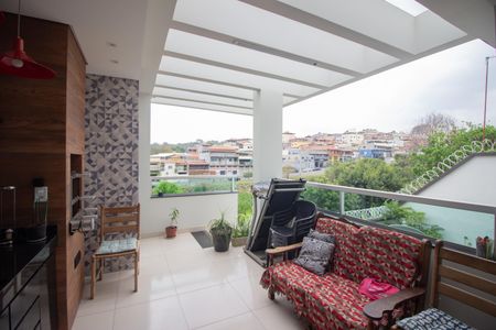 Casa à venda com 400m², 7 quartos e 4 vagas Casa à venda com 400m², 7 quartos e 4 vagasÁrea gourmet - Casa 1