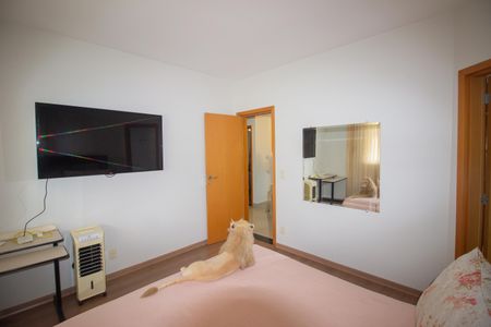 Casa à venda com 400m², 7 quartos e 4 vagas Casa à venda com 400m², 7 quartos e 4 vagasQuarto Suíte - Casa 1