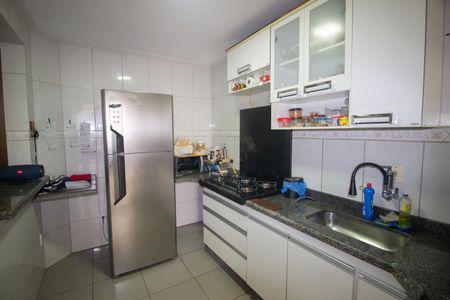 Casa à venda com 400m², 7 quartos e 4 vagas Casa à venda com 400m², 7 quartos e 4 vagasCozinha - Casa 3