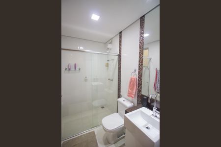 Casa à venda com 400m², 7 quartos e 4 vagas Casa à venda com 400m², 7 quartos e 4 vagasBanheiro Social - Casa 1