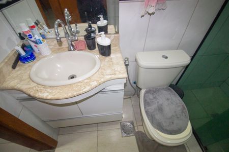 Casa à venda com 400m², 7 quartos e 4 vagas Casa à venda com 400m², 7 quartos e 4 vagasBanheiro Social - Casa 3