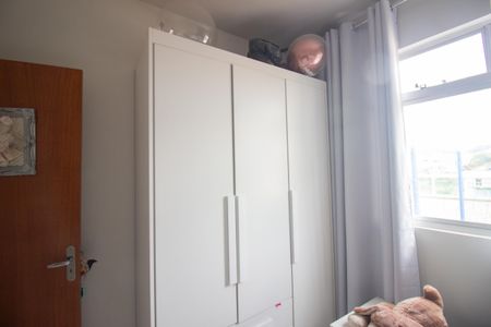 Casa à venda com 400m², 7 quartos e 4 vagas Casa à venda com 400m², 7 quartos e 4 vagasQuarto 1 - Casa 2