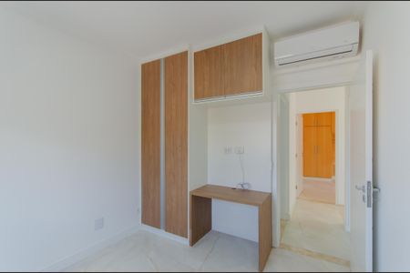 Casa para alugar com 250m², 3 quartos e 4 vagas Casa para alugar com 250m², 3 quartos e 4 vagasQuarto 1