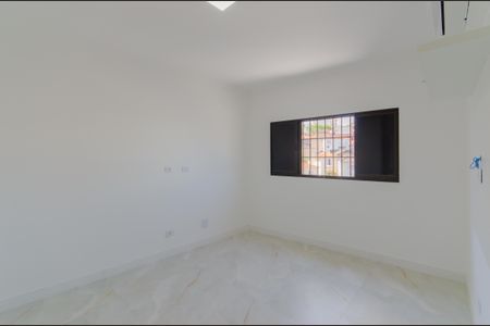 Casa para alugar com 250m², 3 quartos e 4 vagas Casa para alugar com 250m², 3 quartos e 4 vagasSuíte