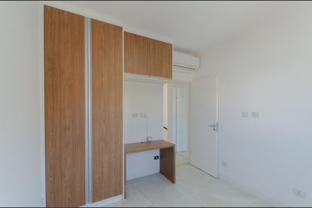 Casa para alugar com 250m², 3 quartos e 4 vagas Casa para alugar com 250m², 3 quartos e 4 vagasQuarto 1