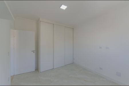 Casa para alugar com 250m², 3 quartos e 4 vagas Casa para alugar com 250m², 3 quartos e 4 vagasSuíte