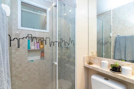 Apartamento à venda com 76m², 2 quartos e 1 vaga Apartamento à venda com 76m², 2 quartos e 1 vagaBanheiro da Suíte