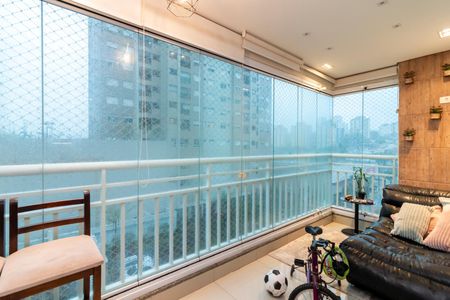 Apartamento à venda com 76m², 2 quartos e 1 vaga Apartamento à venda com 76m², 2 quartos e 1 vagaVaranda da Sala