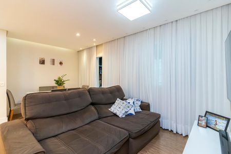 Apartamento à venda com 76m², 2 quartos e 1 vaga Apartamento à venda com 76m², 2 quartos e 1 vagaSala de Estar