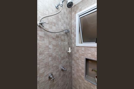 Apartamento à venda com 76m², 2 quartos e 1 vaga Apartamento à venda com 76m², 2 quartos e 1 vagaBanheiro