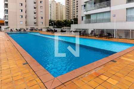 Apartamento à venda com 76m², 2 quartos e 1 vaga Apartamento à venda com 76m², 2 quartos e 1 vagaÁrea comum - Piscina