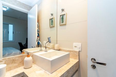 Apartamento à venda com 76m², 2 quartos e 1 vaga Apartamento à venda com 76m², 2 quartos e 1 vagaBanheiro da Suíte