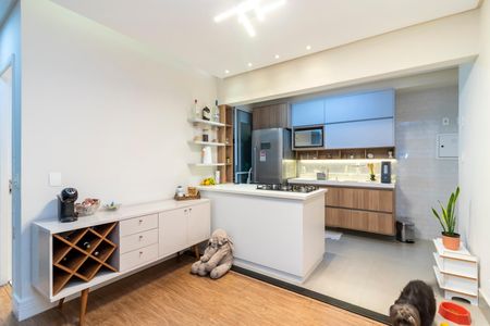 Apartamento à venda com 76m², 2 quartos e 1 vaga Apartamento à venda com 76m², 2 quartos e 1 vagaSala