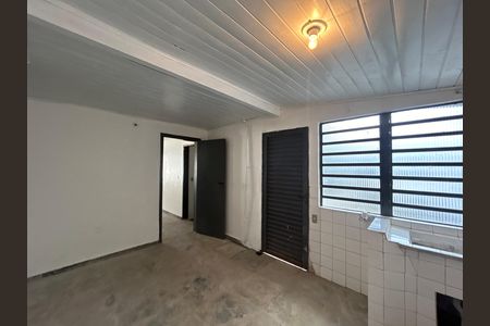Casa à venda com 180m², 3 quartos e 2 vagas Casa à venda com 180m², 3 quartos e 2 vagasÁrea de Serviço