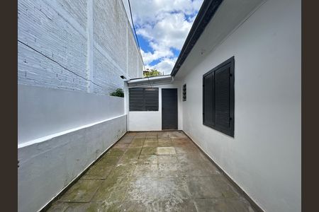 Casa à venda com 180m², 3 quartos e 2 vagas Casa à venda com 180m², 3 quartos e 2 vagasPátio