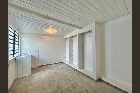 Casa à venda com 180m², 3 quartos e 2 vagas Casa à venda com 180m², 3 quartos e 2 vagasÁrea de Serviço